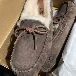 NWT Ugg Moccasin Slippers